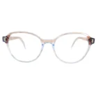 Lunettes œil de chat transparentes avec accents rose clair, montrées sous plusieurs angles, branches classiques et détails aux charnières brillantes.