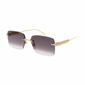Lunette de soleil femme Cartier en métal doré avec verres gris dégradés, forme carrée arrondie et branches à détails en relief.