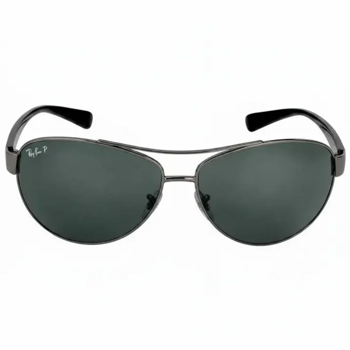 Lunette de soleil pour homme Ray Ban aviator métal Lunette de soleil pour homme Ray Ban style aviator en métal, verres teintés vert foncé, double pont et plaquettes ajustables.