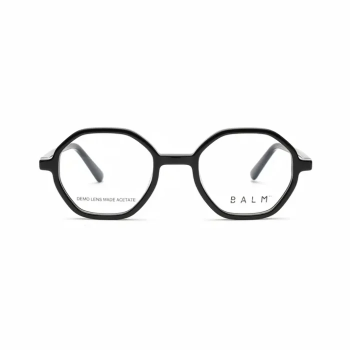 Personne portant une monture noire polygonale en acétate, verres clairs, tenant une branche; achat lunette de vue en ligne.