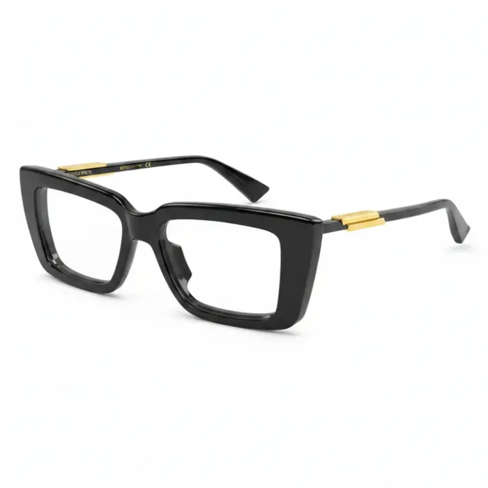 Bottega Veneta lunettes de vue noires rectangulaires Bottega Veneta lunettes de vue à monture épaisse noire, verres rectangulaires et détail doré près des charnières.