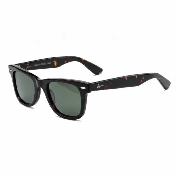 Level lunette de soleil – style et protection UV Level lunette de soleil avec monture moderne et verres teintés offrant une protection UV pour un look élégant au quotidien.