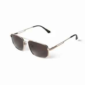 Lunette de soleil Espagne à monture métallique fine argentée ou dorée, verres fumés, pont droit et plaquettes ajustables.