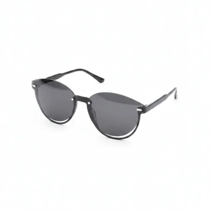 Lunette de vue clip solaire ronde amovible Lunette de vue clip solaire avec monture ronde et clip solaire teinté amovible fixé au-dessus des verres correcteurs.