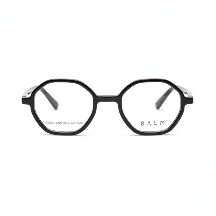 Lunette de vue femme carre élégante et moderne Lunette de vue femme carre avec monture carrée élégante, vue de face, style moderne pour usage quotidien.